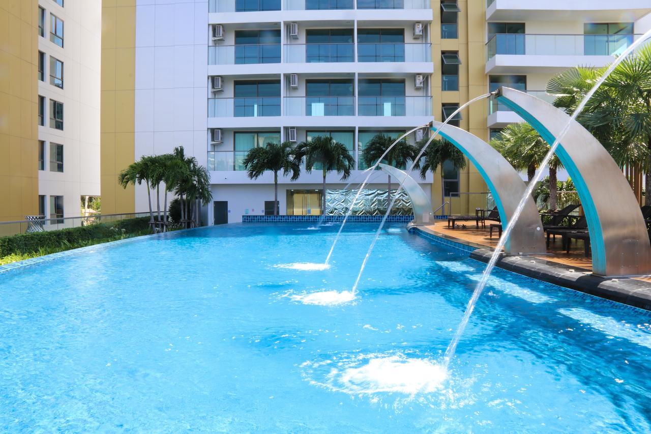 The Peak Towers Sea View Apartamento Pattaya Exterior foto